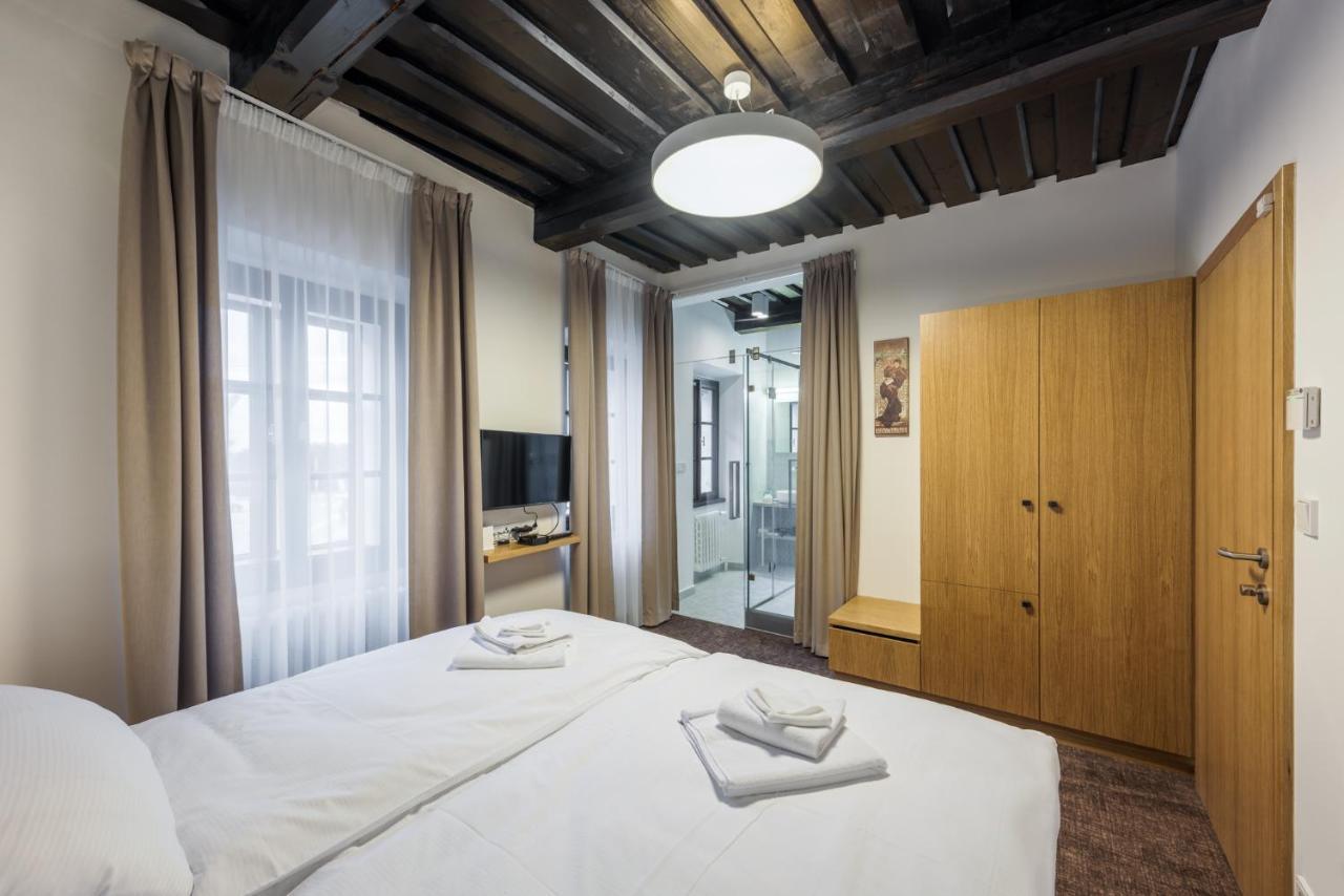 Fancy Apartments By Prague Castle Екстериор снимка