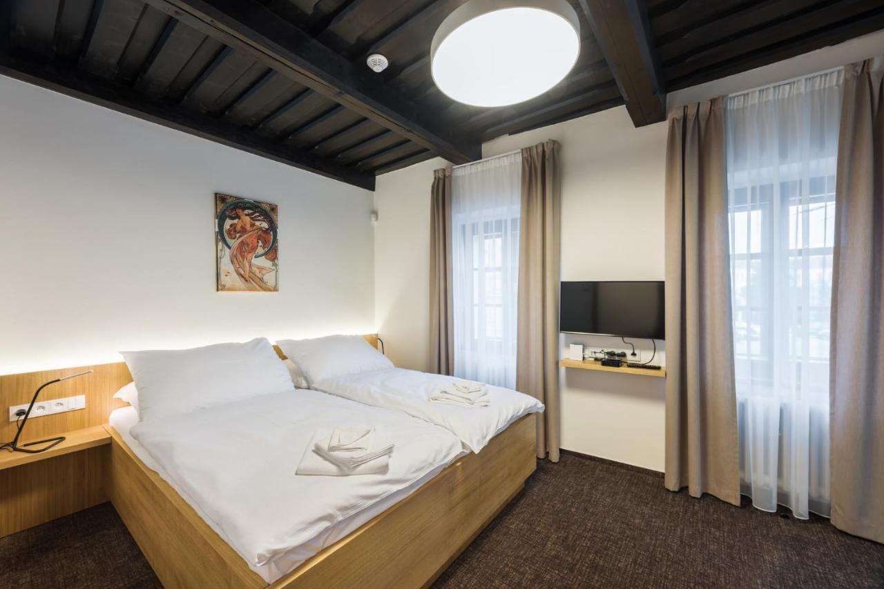 Fancy Apartments By Prague Castle Екстериор снимка